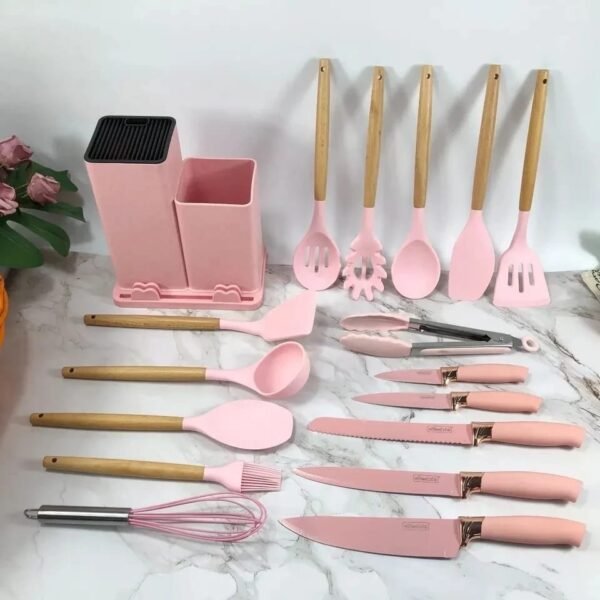 Silicone Kitchen Wear Heat Resistant High Quality Complete Cutlery Set(Spoon & Knife Set With Chopping Board)