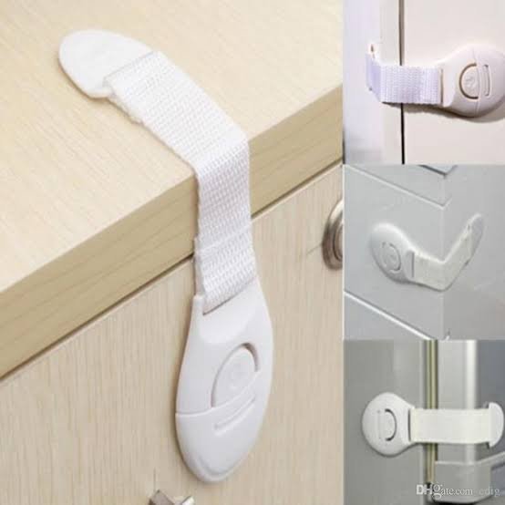 Child Safety Draw Lock