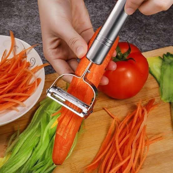 Fruit and vegetables steel peeler